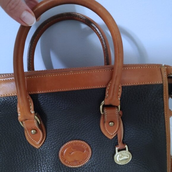 Dooney & Bourke vintage 2-way satchel EUC - Picture 4 of 14